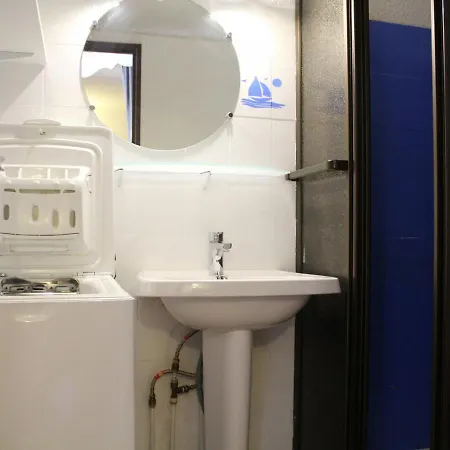 Maison Port-la-nouvelle, 2 Pièces, 4 Personnes - Fr-1-229c-18 Hébergement de vacances *